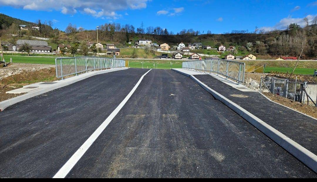 V Dravogradu in Mislinji nova mostova