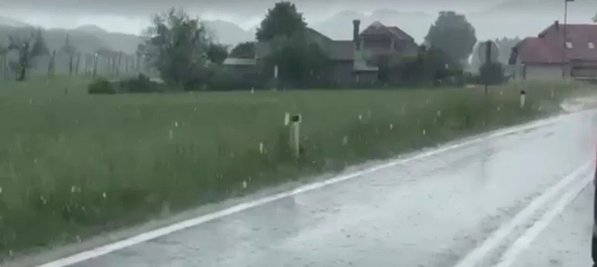 Zaradi plazu zaprta cesta Slovenj Gradec - Velenje