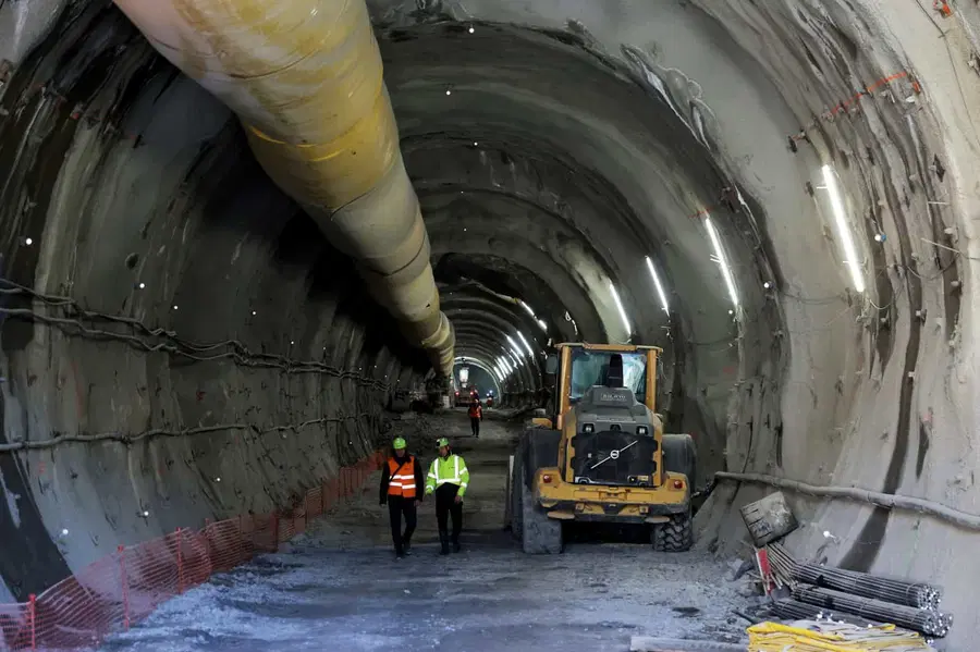 Na trasi drugega tira izkopali najdaljši predor v državi