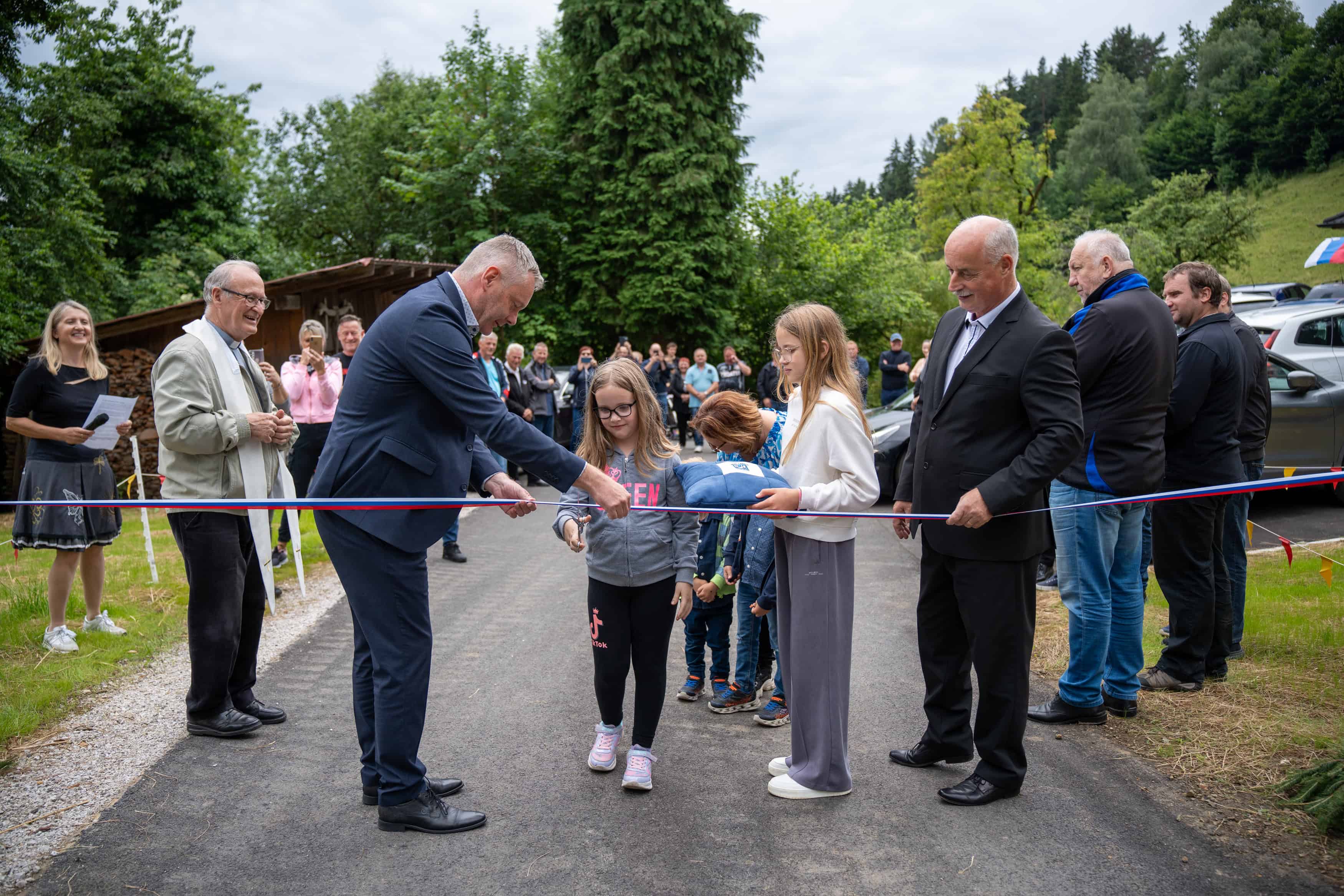 FOTO: V Golavabuki otvorili prvo cesto v okviru poplavne sanacije