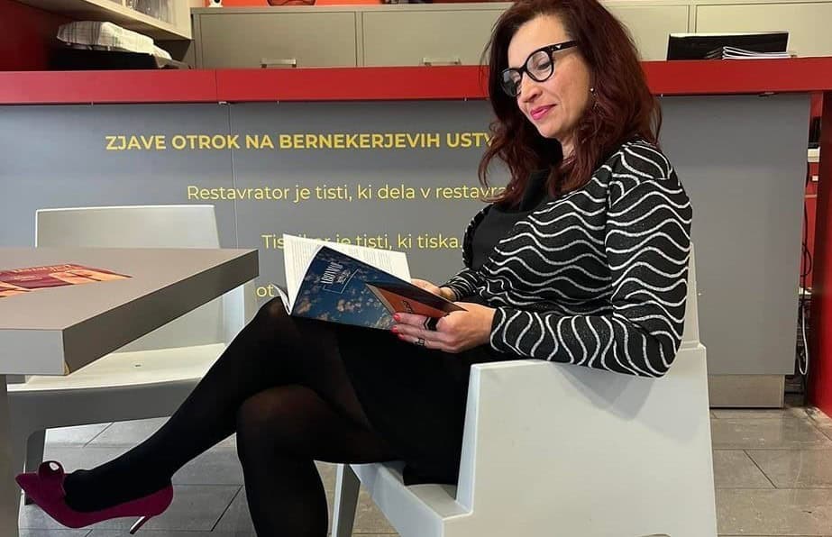 Erika Breznik: Strastna igralka, ki živi za oder (FOTO)