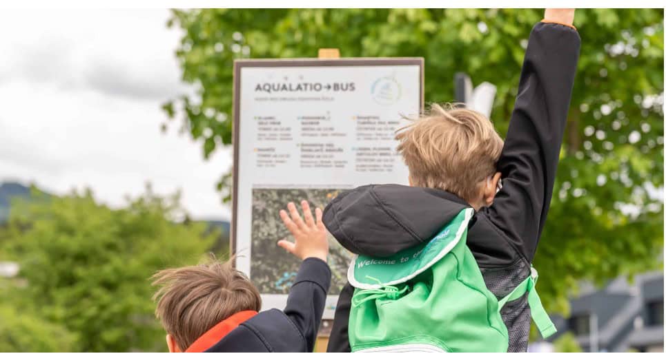 Aqualatio bus vas v počitnicah ponovno pripelje do vodnih užitkov