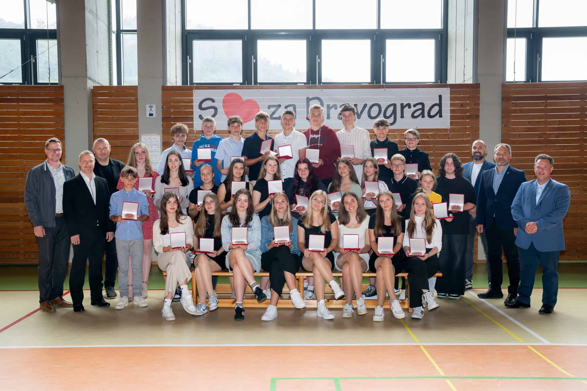 Slovesna podelitev Zlatih petic in not v Dravogradu (FOTO)