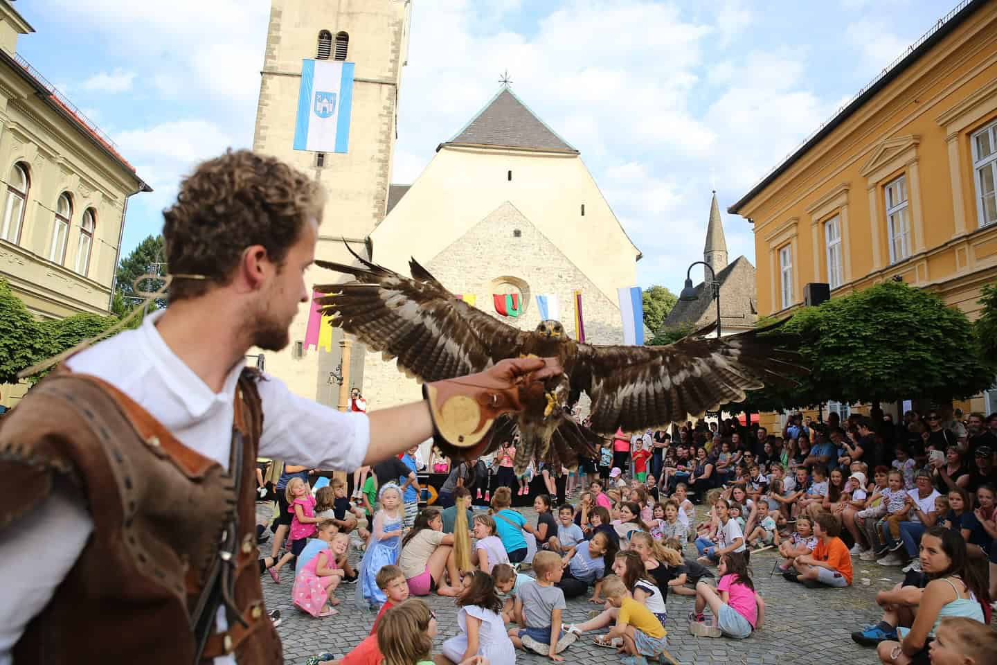 FOTO: Slovenj Gradec zaživel v srednjeveškem duhu: 11. Srednjeveški preludij navdušil obiskovalce