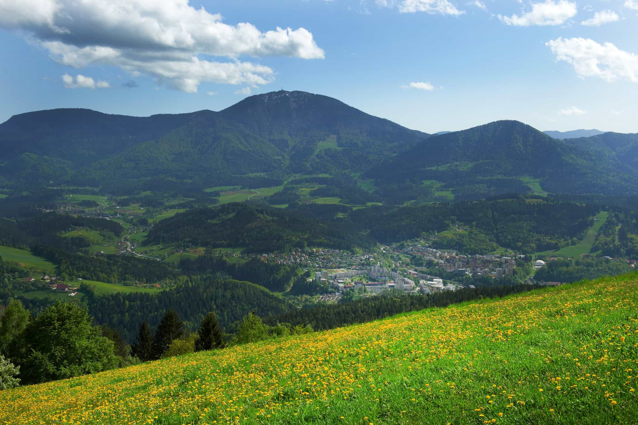 Na praznični dan nas čaka pretežno oblačno vreme