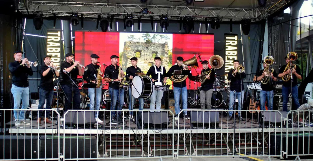 FOTO: V Dravogradu potekal že 16. državni festival malih inštrumentalnih sestavov