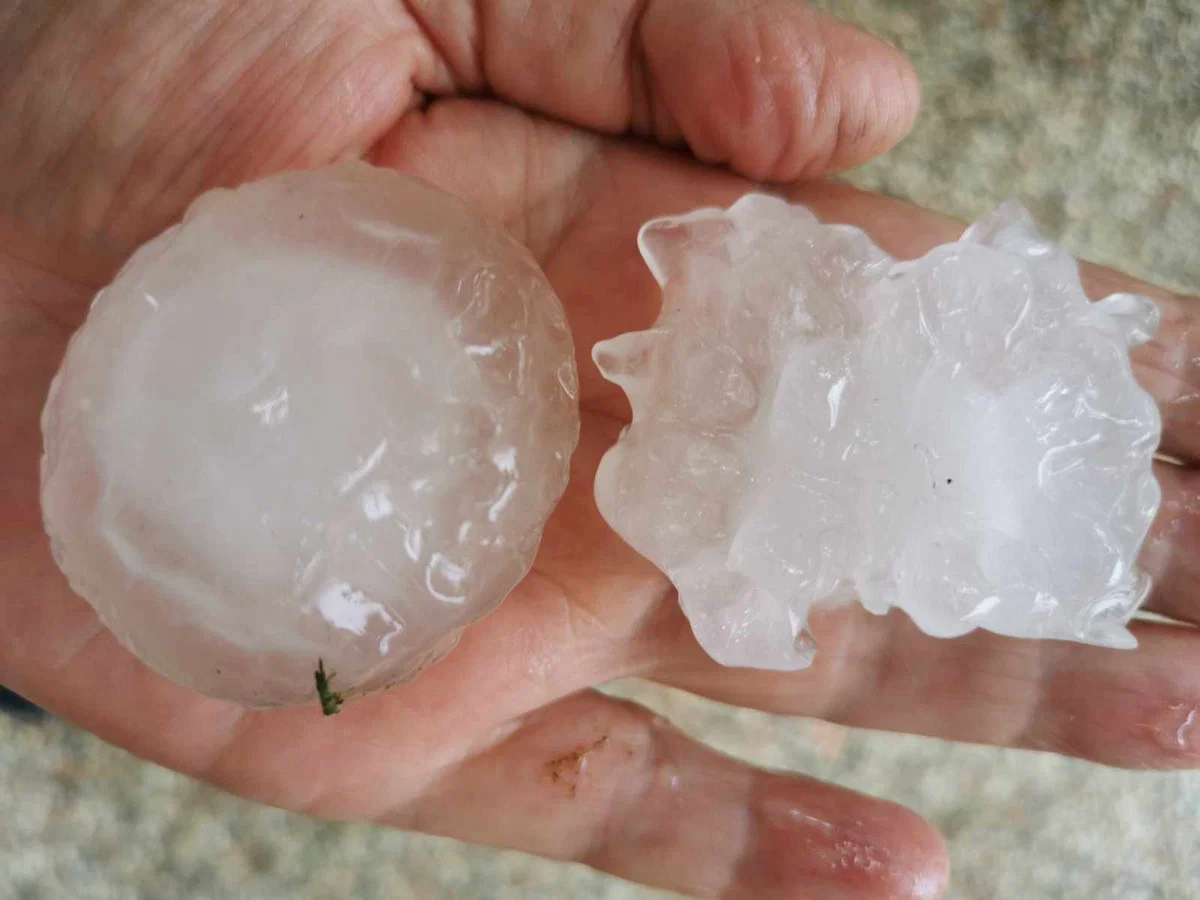 Arso za Koroško prižgal vijoličen alarm za točo