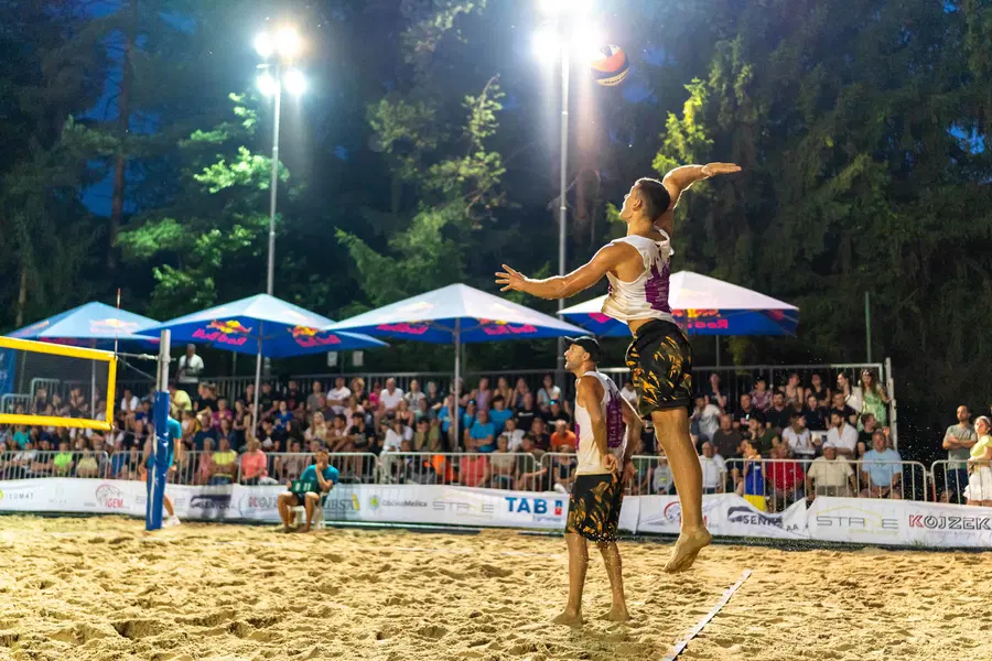 DP v odbojki na mikvi: naslova v Mežici ubranili dvojici Pokeršnik/Šen in Marolt/Javornik