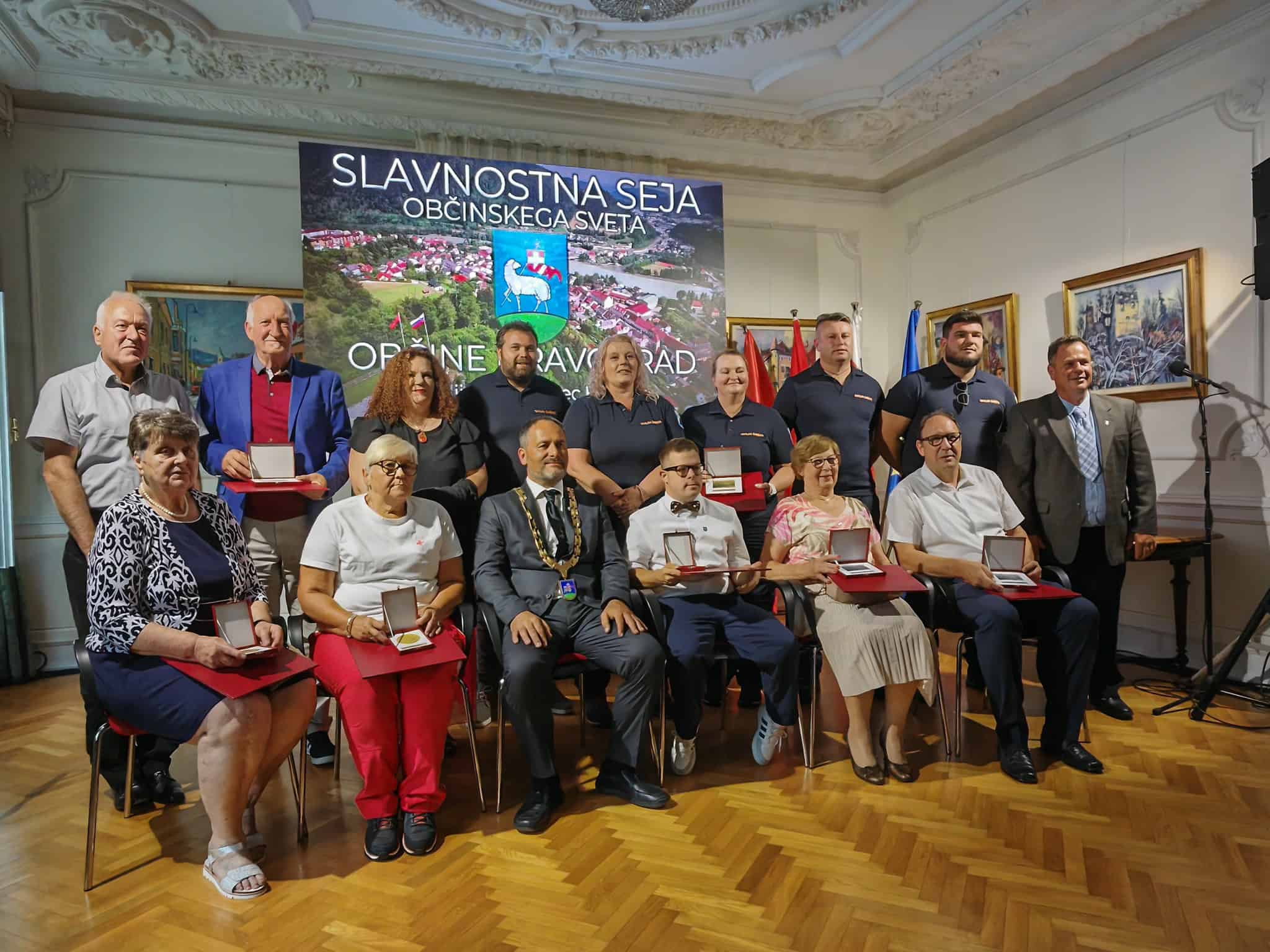 Slavnostna seja Občine Dravograd: Podelitev občinskih priznanj in nagrad (FOTO)
