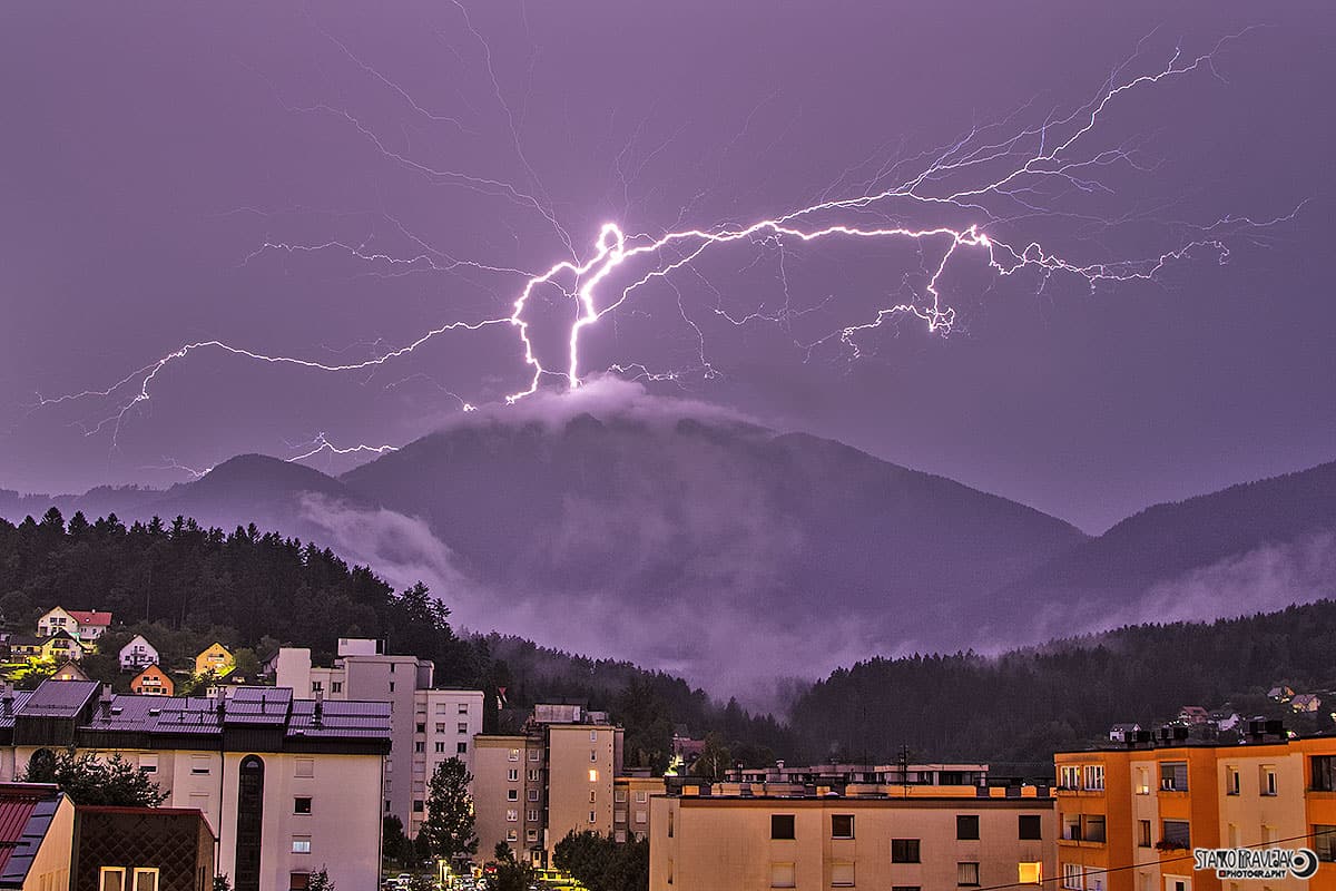 Ponoči največ bliskanja in grmenja v letošnjem letu doslej