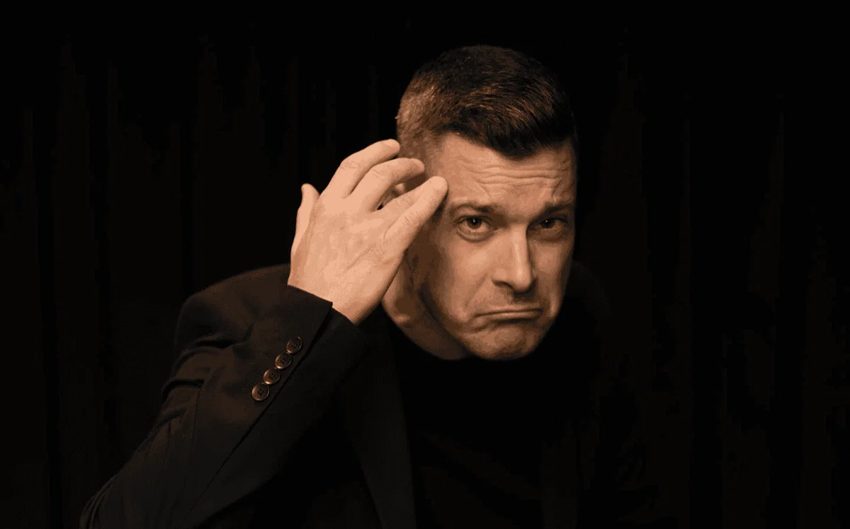 V Bazenski kompleks Aqualatio prihaja stand up komedija "Oče leta" s Klemnom Bučanom