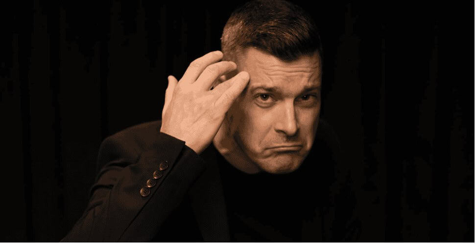 Danes vas bo v v Bazenskem kompleksu Aqualatio do solz nasmejal Klemen Bučan