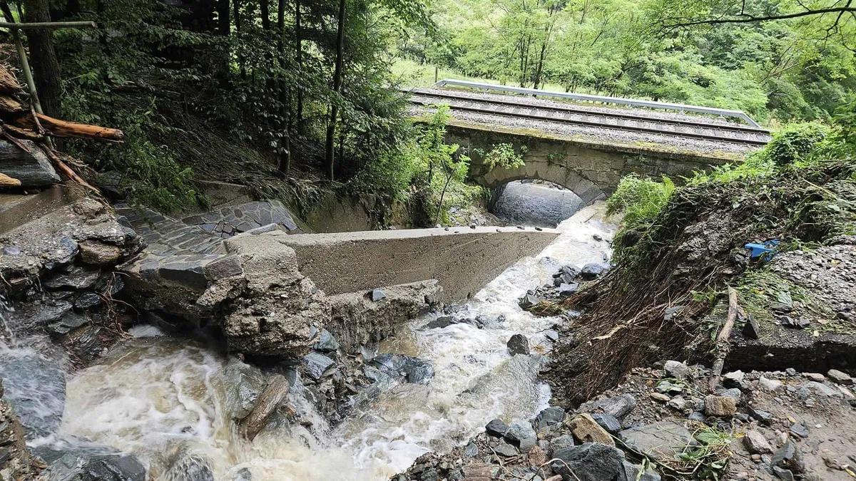 Obeta se precej padavin, Arso izdal oranžno opozorilo