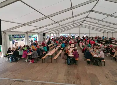 (FOTO) Na Kopah danes že 40. tradicionalno srečanje invalidov