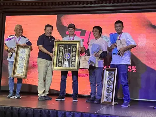 Korošec Toni Mulec je osvojil prvo mesto na dirki Rally Mongolia