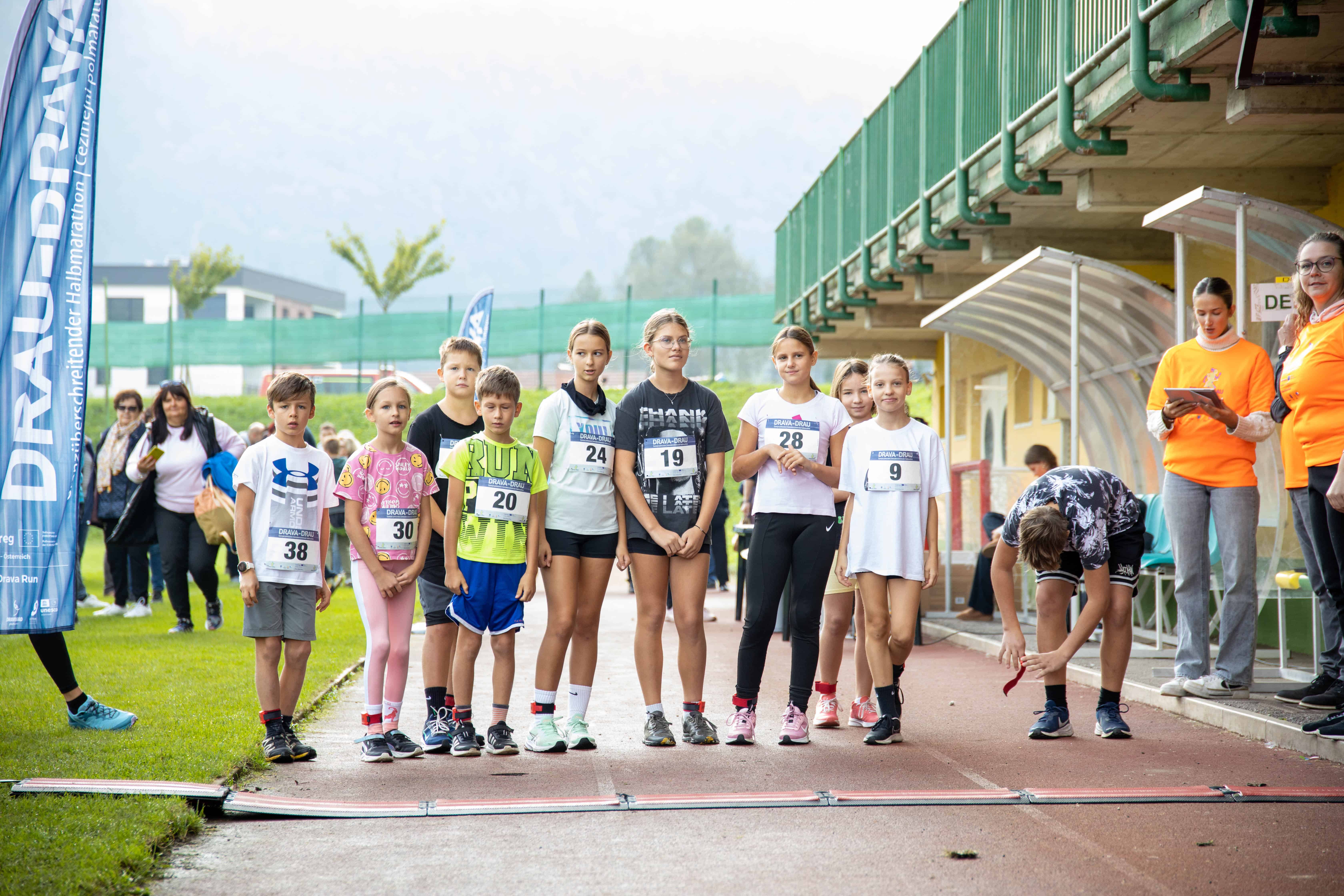 FOTO: Čezmejni polmaraton Drava-Drau: Uspešno povezovanje Slovenije in Avstrije