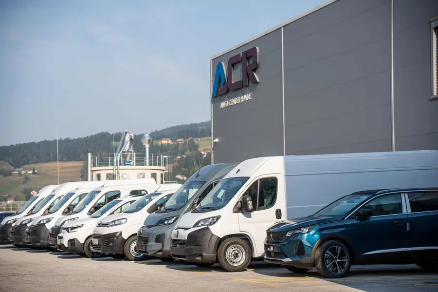 V nagradni igri Avto Centra Ravne lahko z malo sreče osvojite brezplačno menjavo pnevmatik