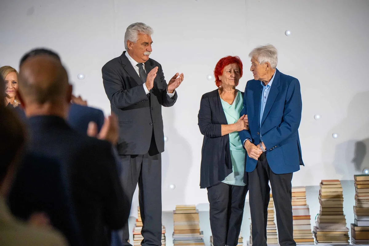 VIDEO in FOTO: Na slavnostni seji občinsko nagrado prejel Ansambel Štirje kovači