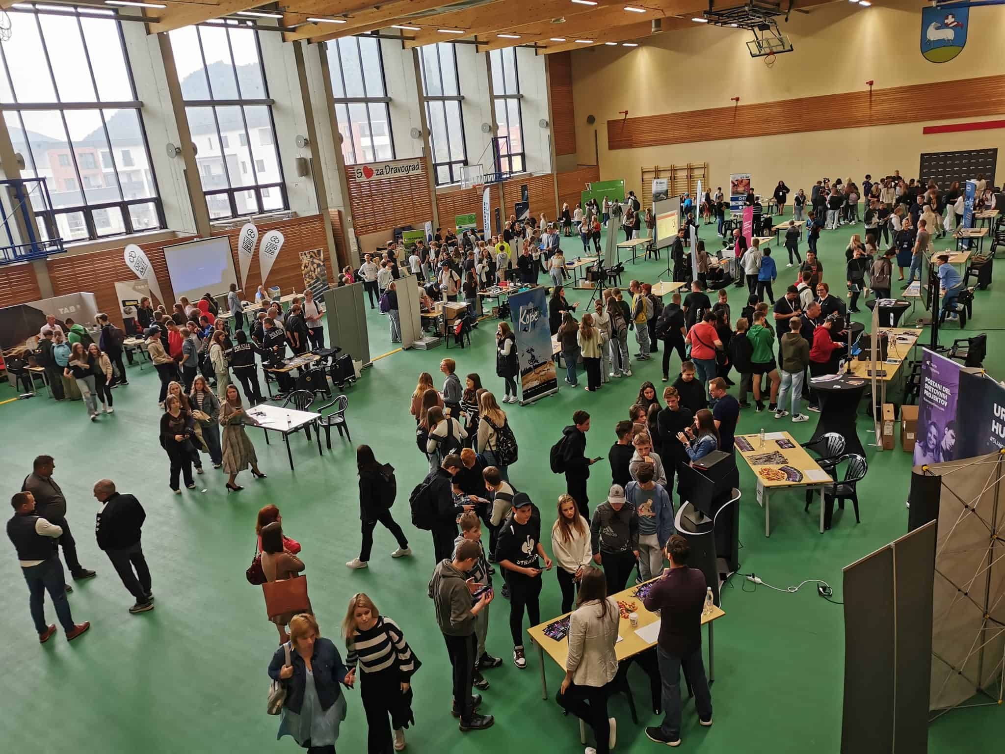 RRA Koroška objavlja "Proste kadrovske štipendije koroških delodajalcev za novo šolsko leto"