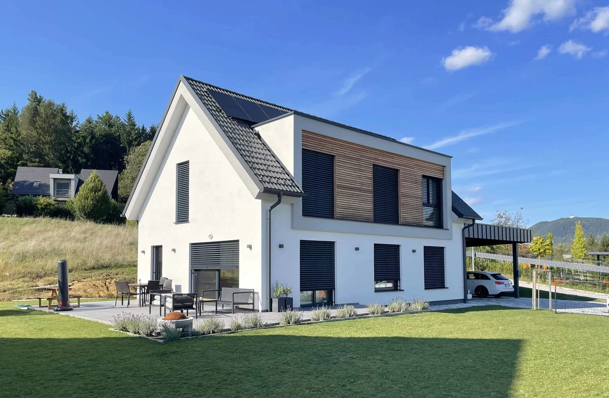 Lumar Zero Emission Tour - Premierno na ogled mansardna hiša Lumar Linea