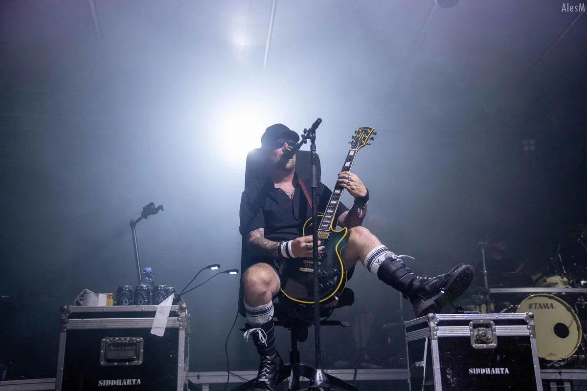 Ravne se bodo tresle: Siddharta, Bomb Shell in Overheat na odru Ravenskih dni