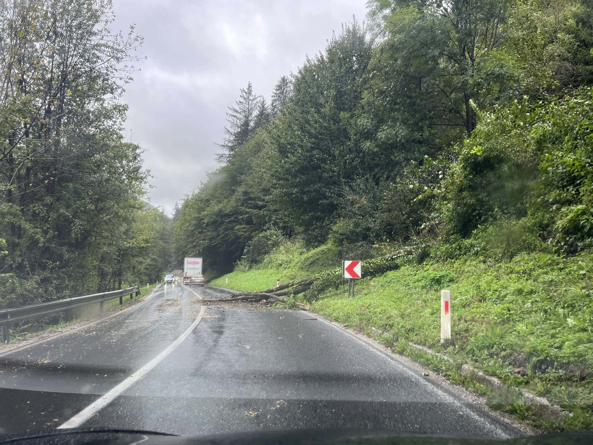 Obvestilo: Na cesti Mislinja - Velenje promet urejen izmenično