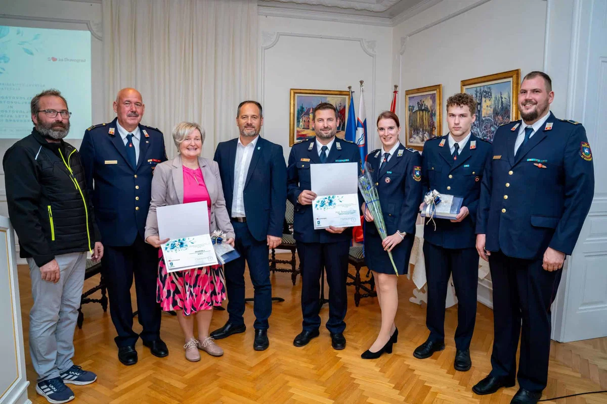 V Občini Dravograd podelili priznanja Naj prostovoljcem (FOTO)