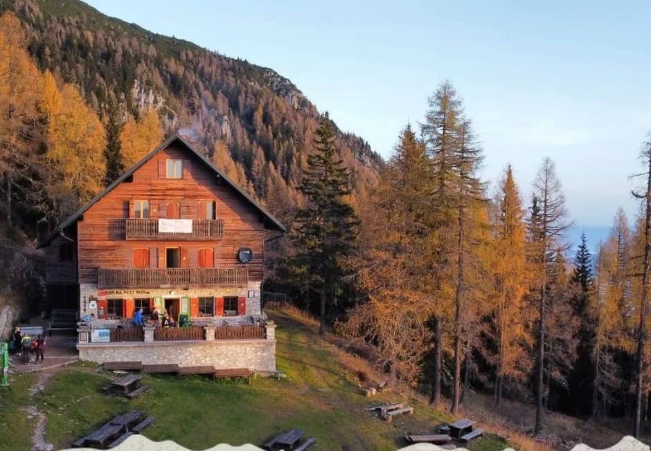 Dom na Peci ta vikend zapira vrata in prehaja na zimski delovni čas