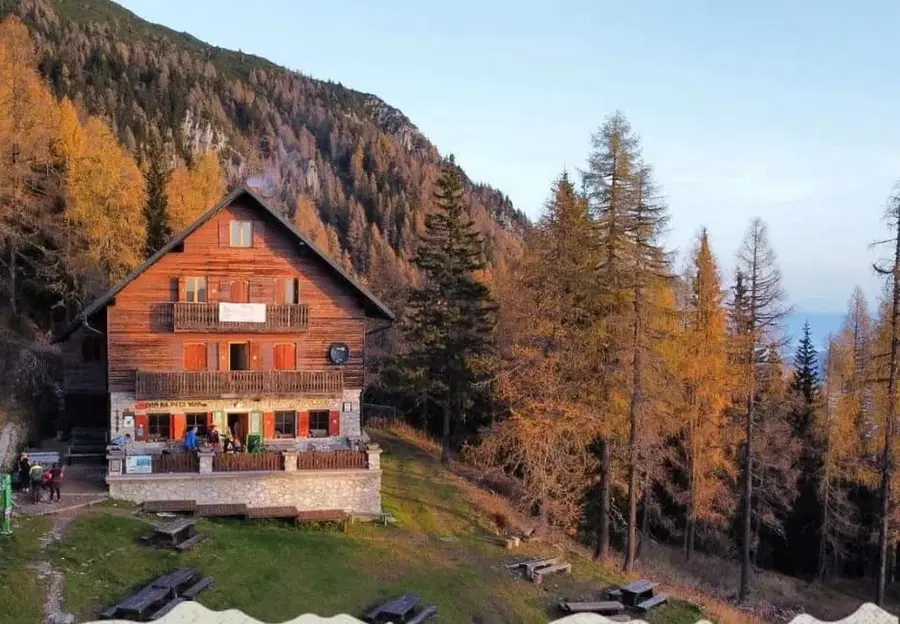 Dom na Peci ta vikend zapira vrata in prehaja na zimski delovni čas