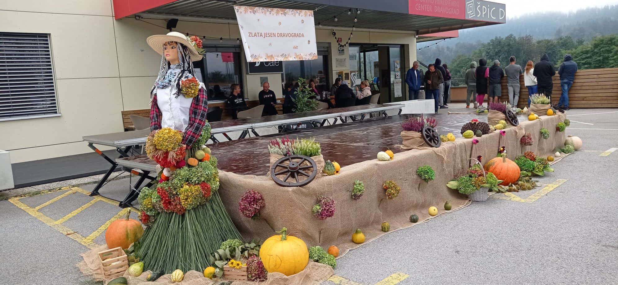 V Dravogradu uspešno izpeljali Zlato jesen in 28. Srečanje harmonikarjev diatonikov