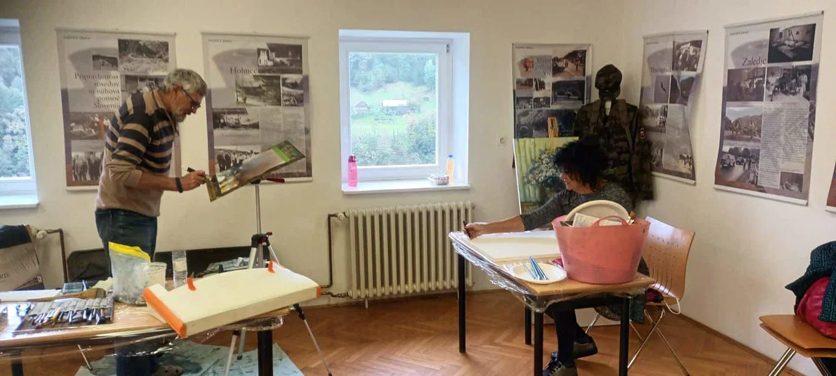 V Dvorcu Bukovje so slikarji ustvarjali na 31. likovni koloniji Ex tempore Dravograd