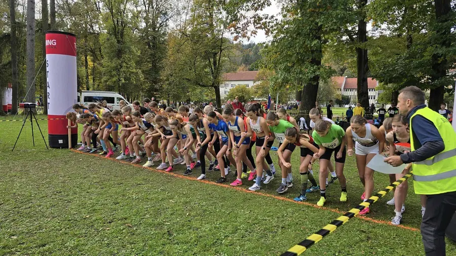 FOTO: Atleti AK Slovenj Gradec ob zaključku sezone pokazali odličen nastop