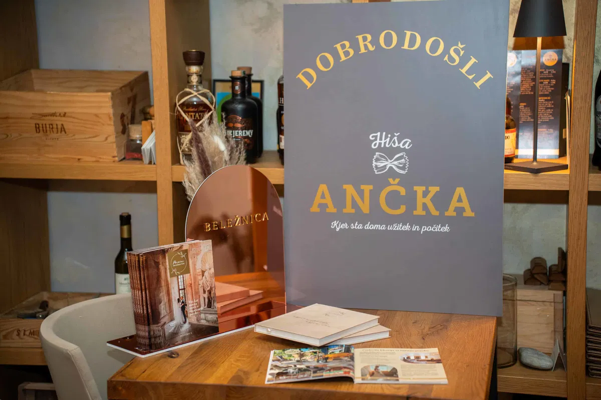 FOTO in VIDEO: V Hiši Ančka so se na ekskluzivnem dogodku "Kulinarično doživetje" družili ponudniki poročnih storitev