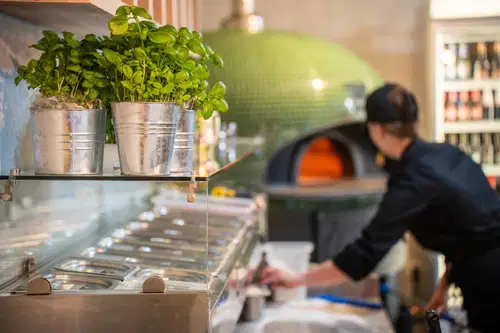 Veščine priprave pice boste lahko osvajali na Pizza Akademiji v Italian Lab-u