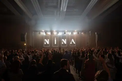 Nepozaben koncert Nine Pušlar ob dnevu žena na Kopah