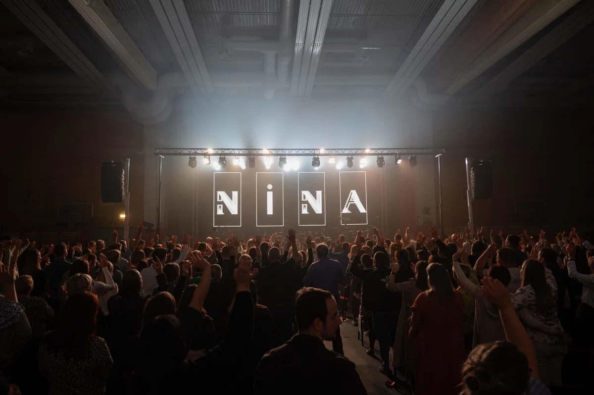 Nepozaben koncert Nine Pušlar ob dnevu žena na Kopah