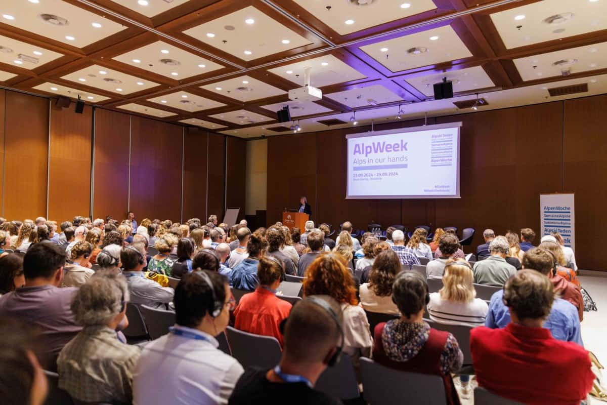 AlpskiTeden 2024: Dve desetletji uspeha in vizije za prihodnost Alp