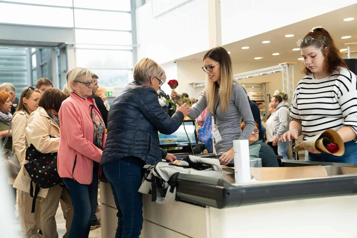 Žan Žolger: Izjemen odziv obiskovalcev ob odprtju nove cvetličarne Flora