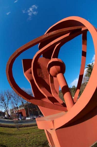 Ob 60-letnici simpozija Forma viva Ravne danes na omizjih razmisleki o javni zbirki