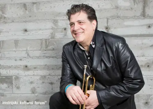 Avstrijsko-ameriška jazz zasedba bo na Ravnah navdušila z zvoki trobent