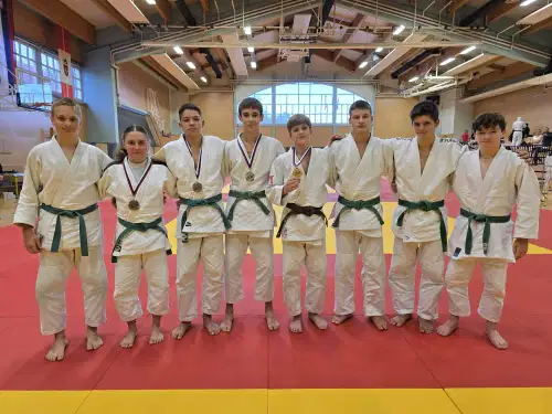 Koroški judoisti blesteli na tekmovanju v Komendi: Osvojili kar 15 odličij