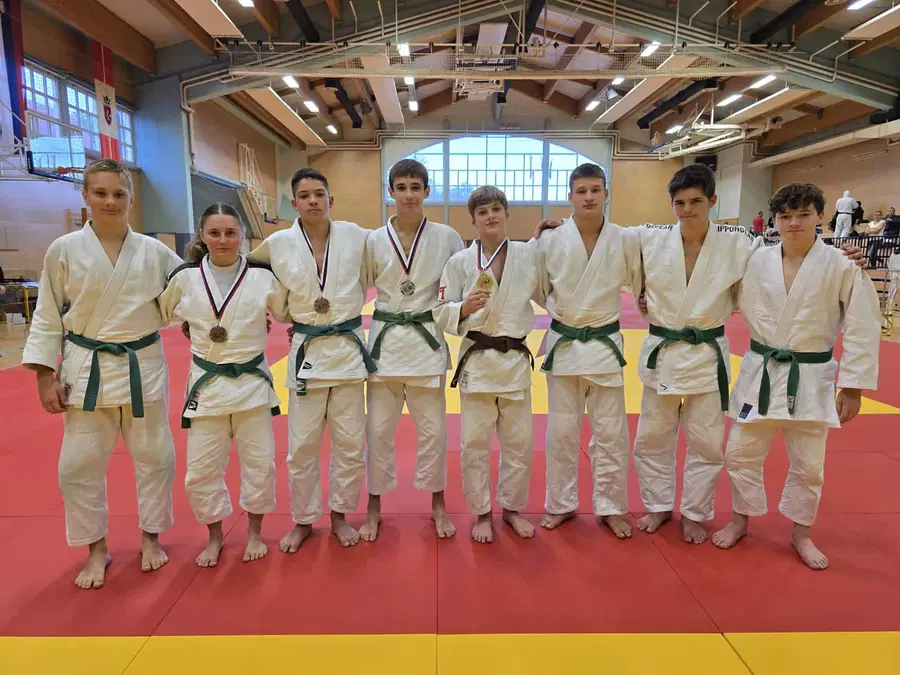 Koroški judoisti blesteli na tekmovanju v Komendi: Osvojili kar 15 odličij