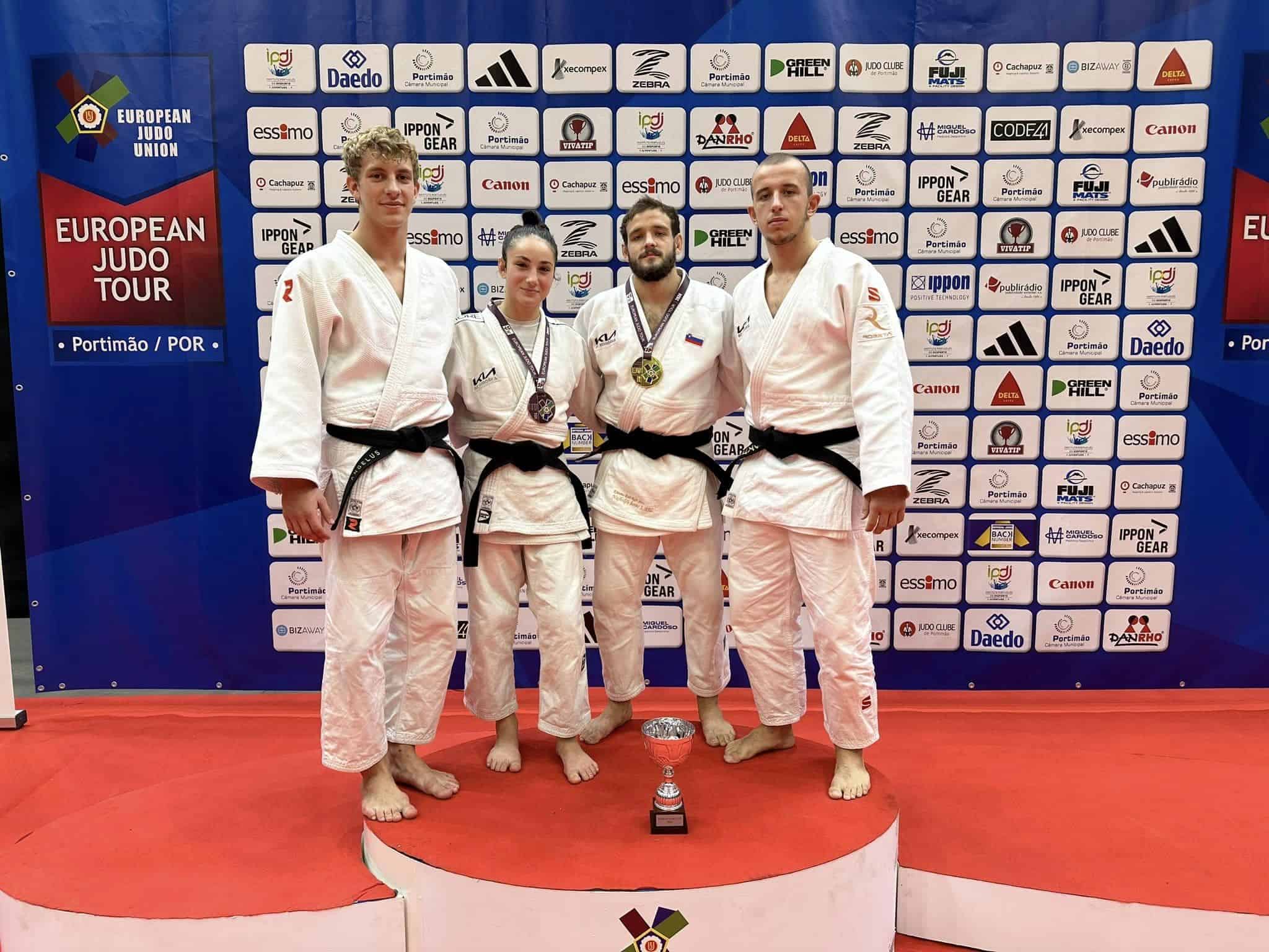 Zgodovinski uspeh za JK Acron Slovenj Gradec na članskem evropskem pokalu v Portimau (FOTO)