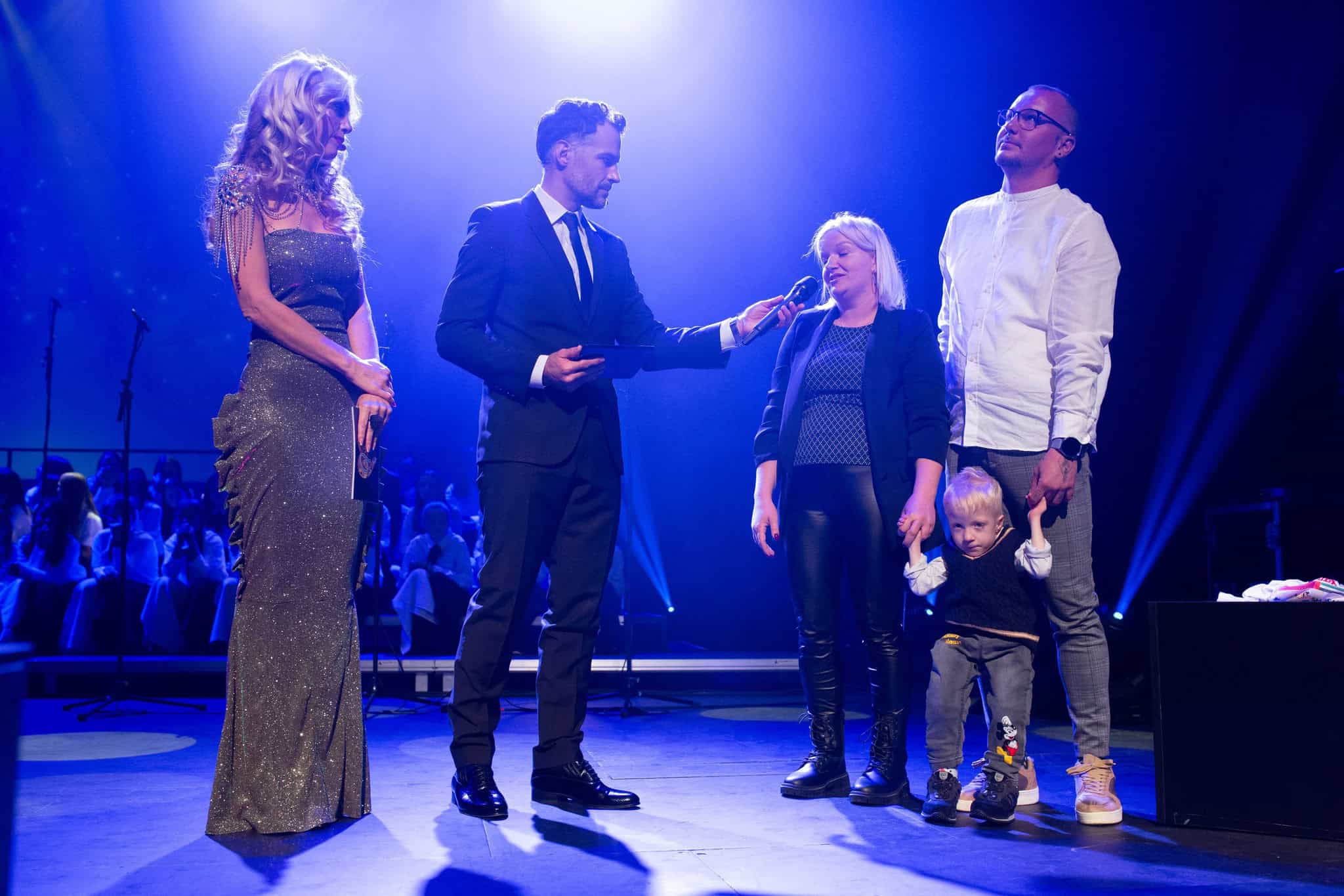 FOTO: Na koncertu za otroke z redkimi boleznimi zbrali 65.000 evrov