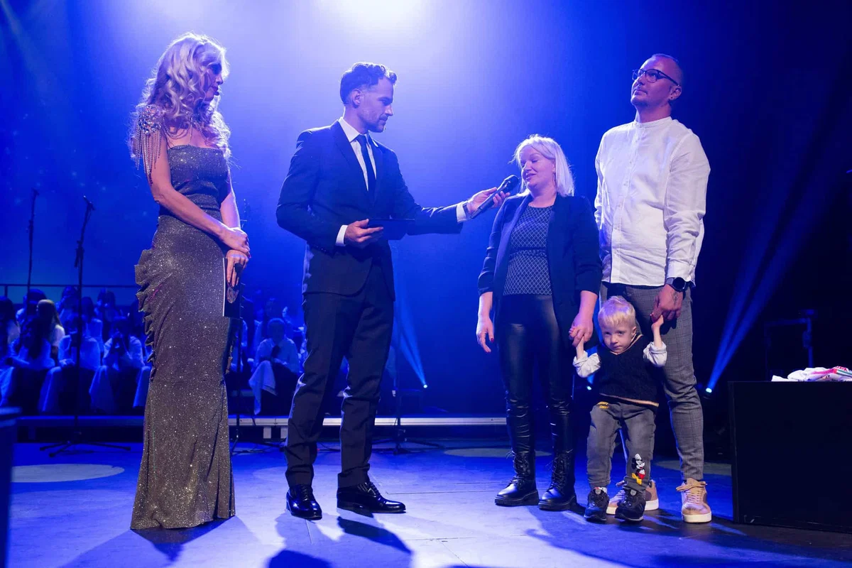 FOTO: Na koncertu za otroke z redkimi boleznimi zbrali 65.000 evrov