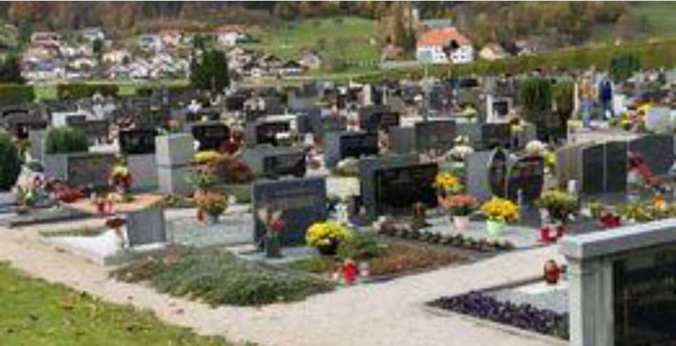 Akcija Manj svečk za manj grobov letos z geslom Odgovornost se začne pri meni