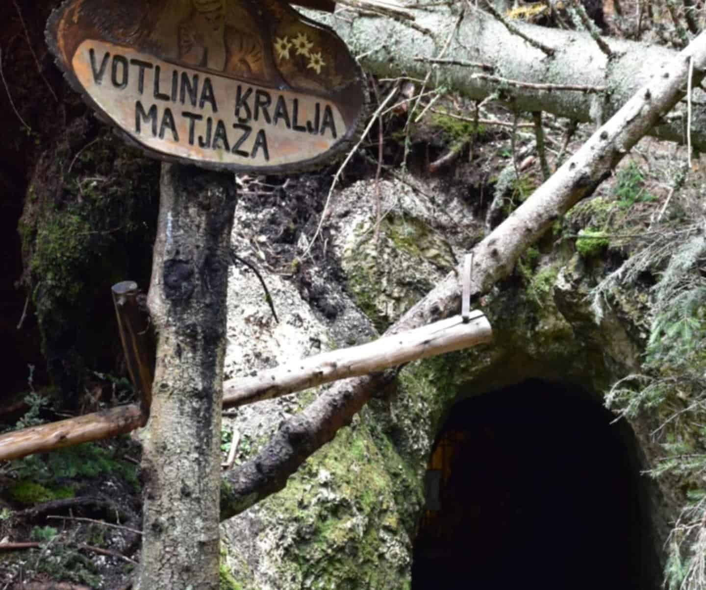 FOTO: Pot do votline Kralja Matjaža je zaprta