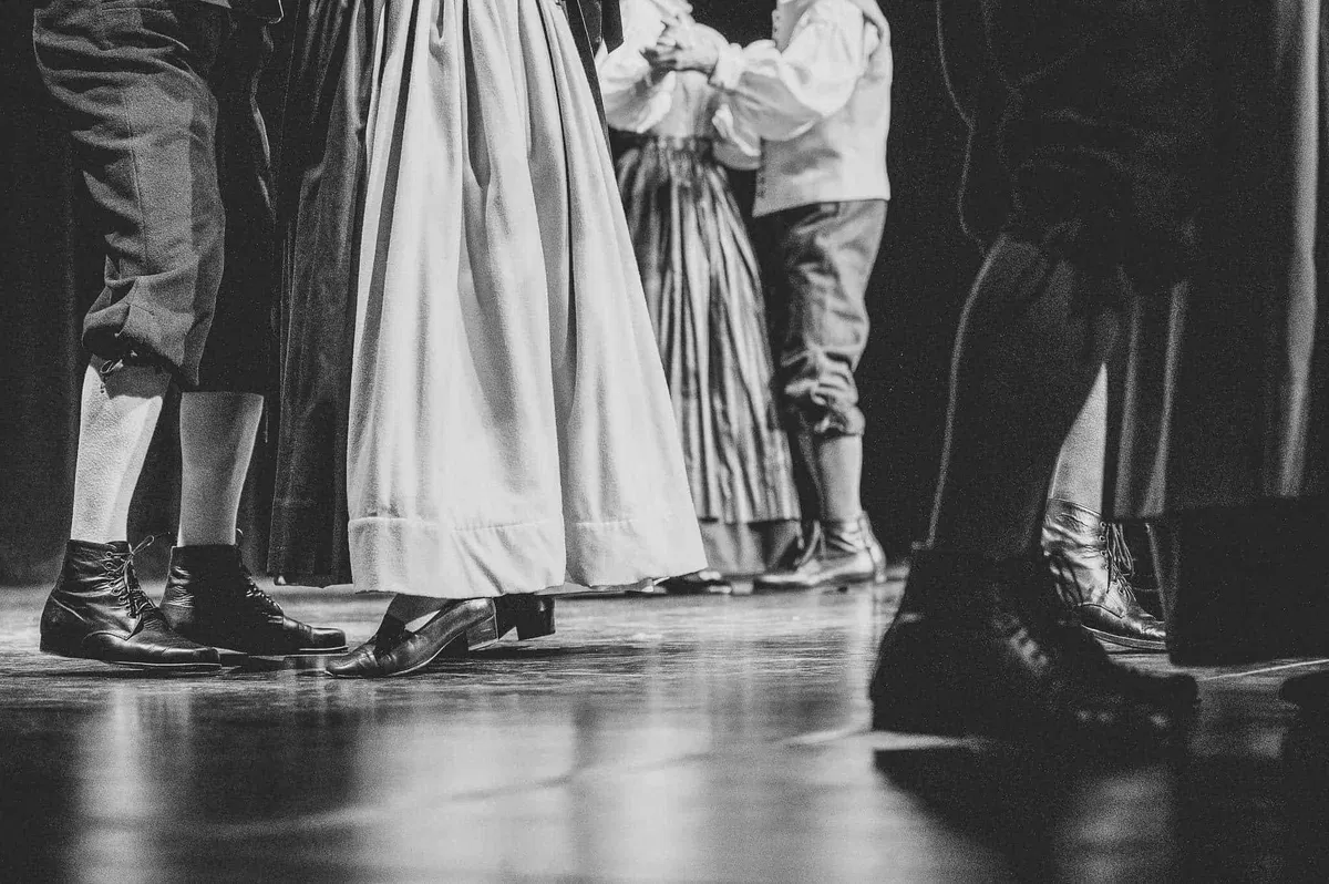 V soboto nam AFS France Marolt in dr. Tomaž Simetinger pripravljajo plesno-literarni večer