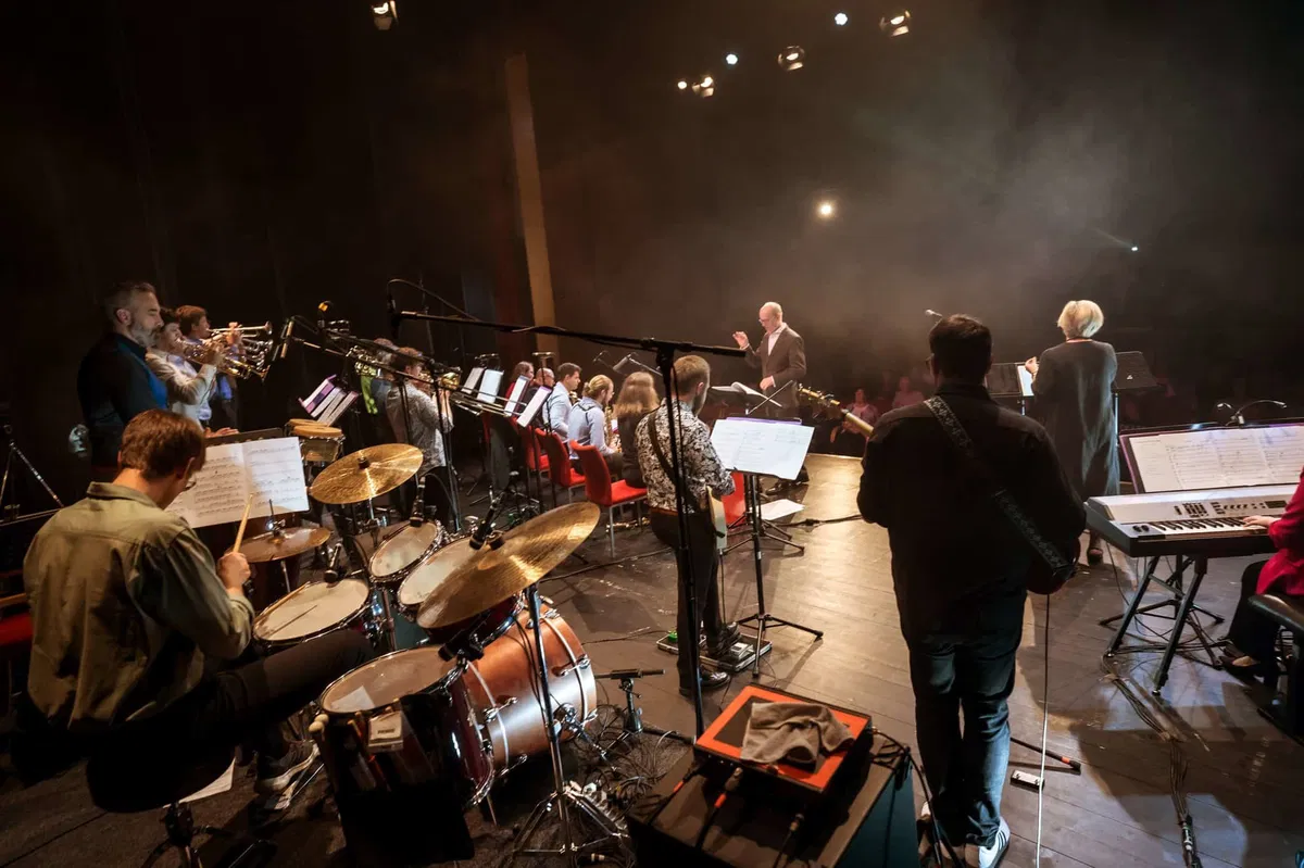 Zaključek 20. Festivala slovenskega jazza je postregel z vrhunskim koncertom v Pliberku (FOTO)