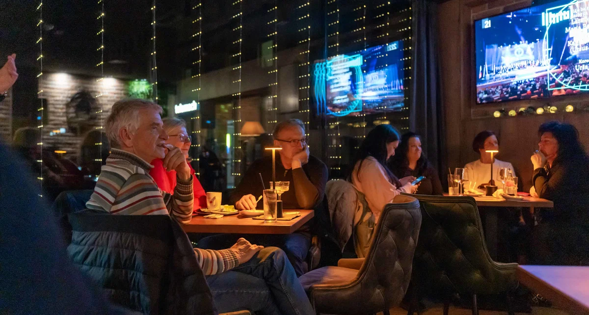 FOTO: Včeraj v prijetnem vzdušju otvorili prenovljeno kavarnico Namanova